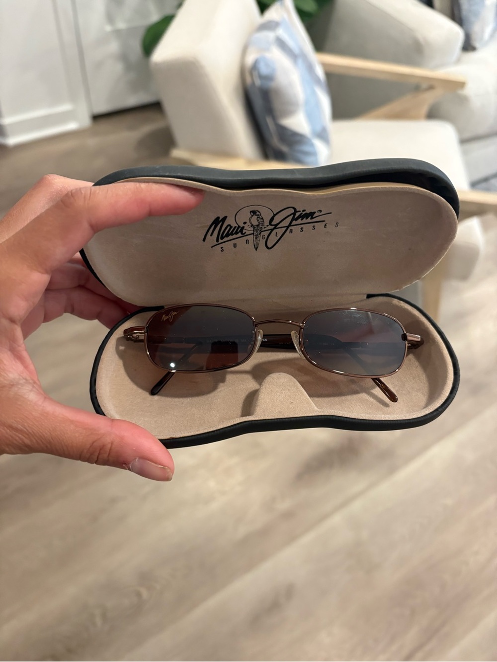 vintage Maui Jim Brown Lens Sunglasses with Brown Frame